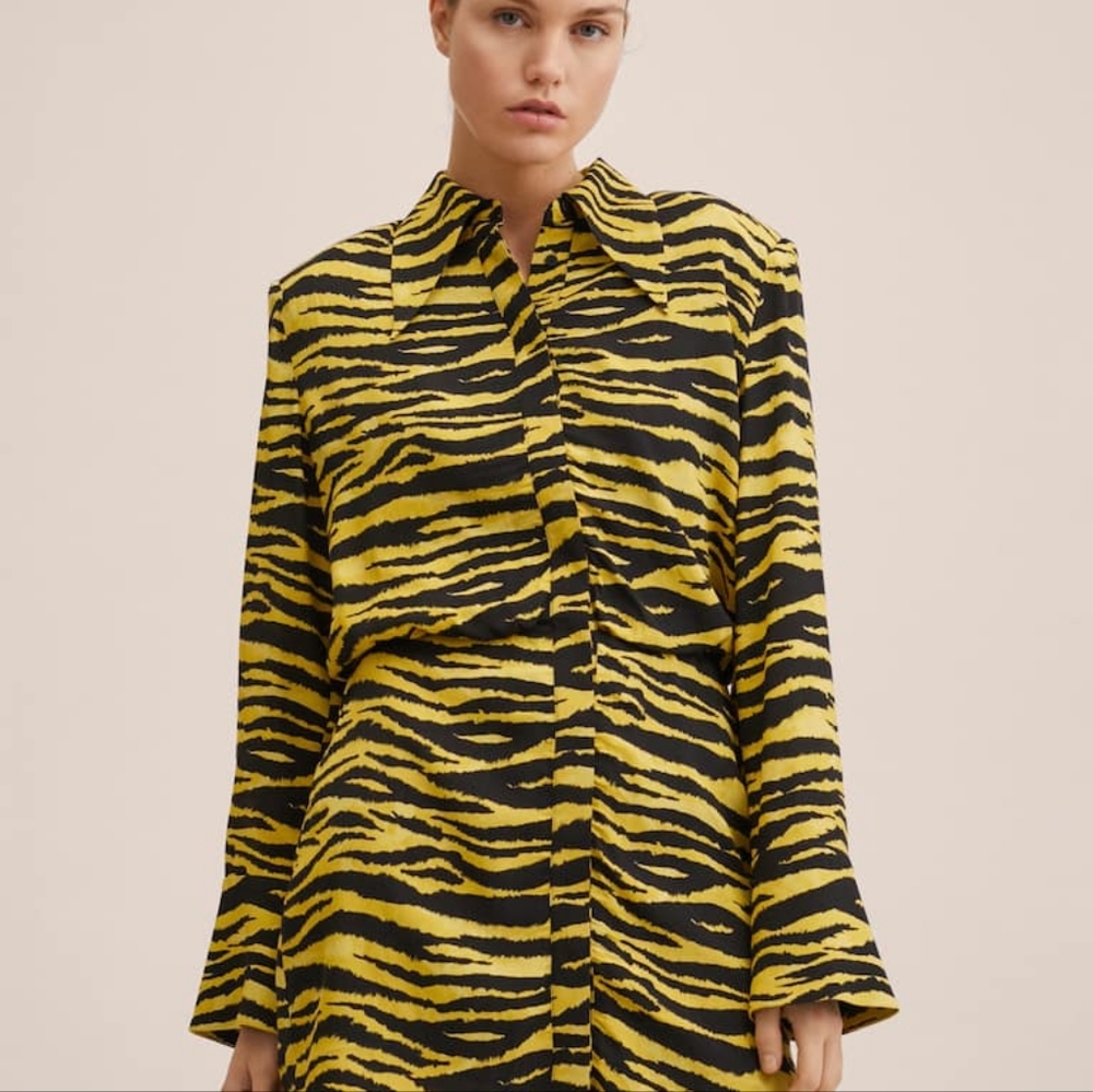 Yellow zebra top